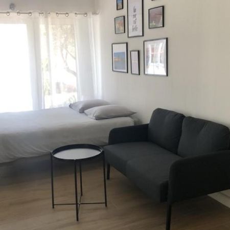 Studio Refait A Neuf Avec Jardin Aigues Mortes Exteriör bild
